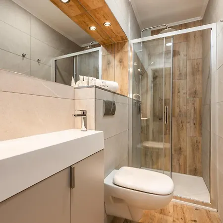 Flatbook - Old Town Garncarska Ii Lejlighed *