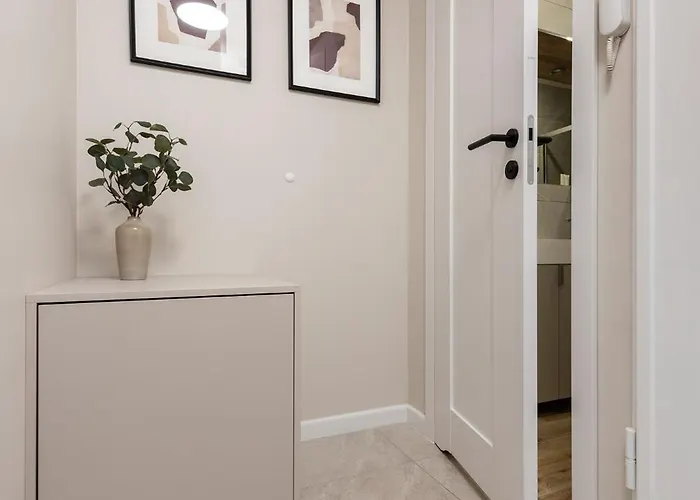 Flatbook - Old Town Garncarska Ii アパート *